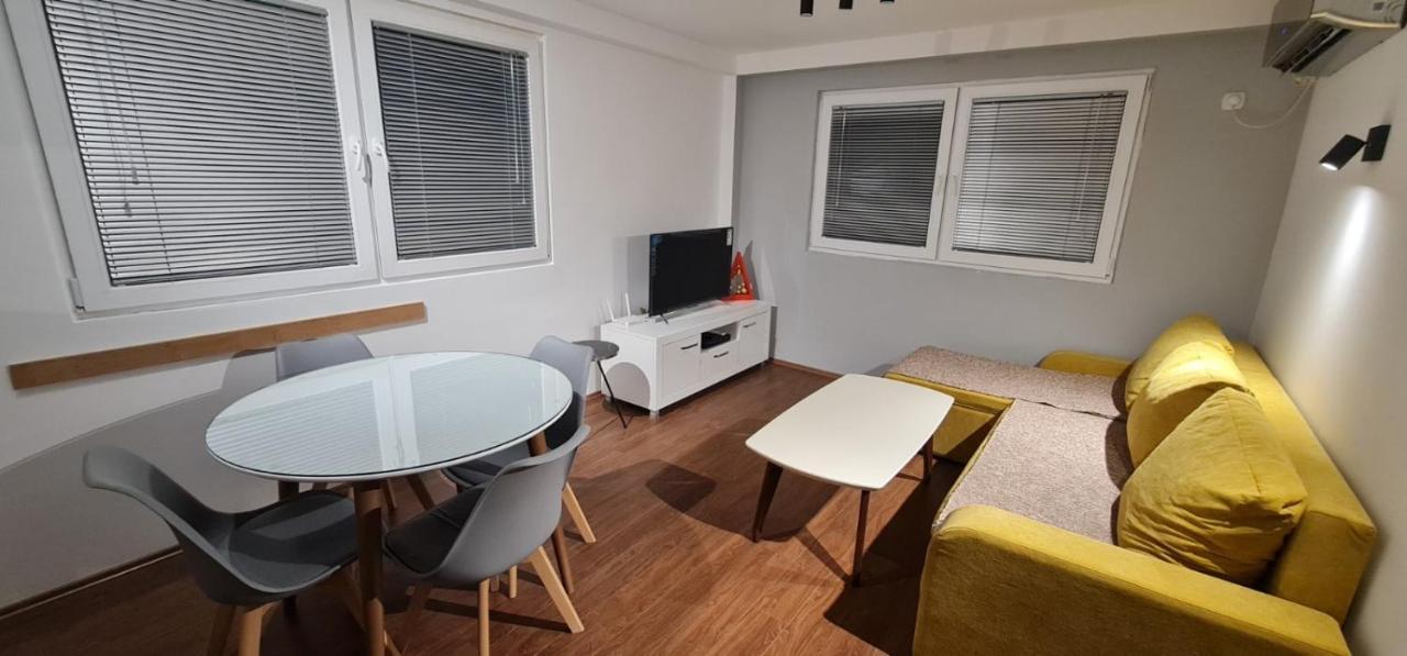 Mavrovo Square " Villas & Apartment " Luaran gambar